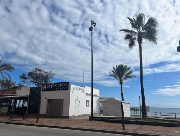 Chalet adosado en calle Marina Nacional s/n