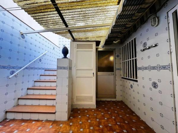 Chalet adosado en calle Marina Nacional s/n