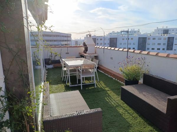 Ático en calle Granado del Higueron