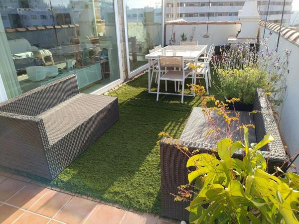 Ático en calle Granado del Higueron