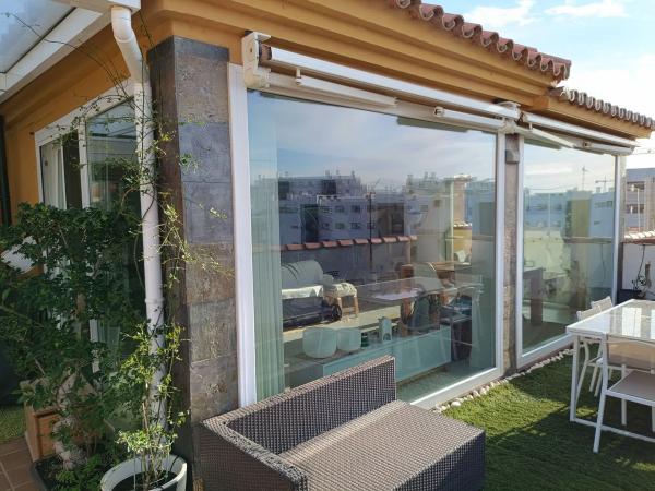 Ático en calle Granado del Higueron