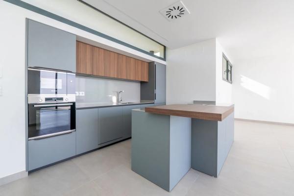 Chalet adosado en avenida del Higuerón