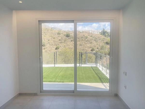 Chalet adosado en calle Pensamientos