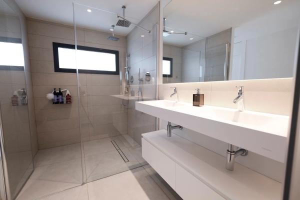 Piso en calle Paula, 2