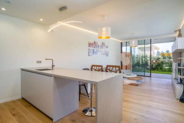 Piso en avenida 8 de Marzo