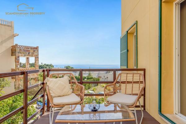 Chalet adosado en calle Álamo del Higuerón