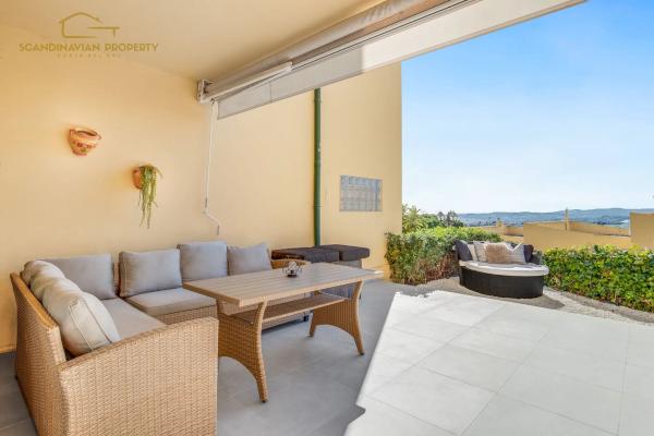 Chalet adosado en calle Álamo del Higuerón