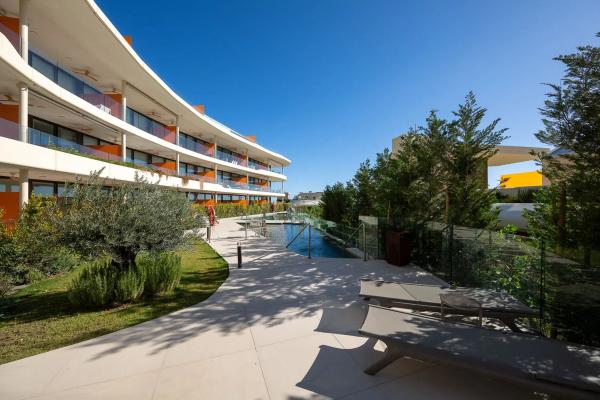 Piso en calle Leticia, 2