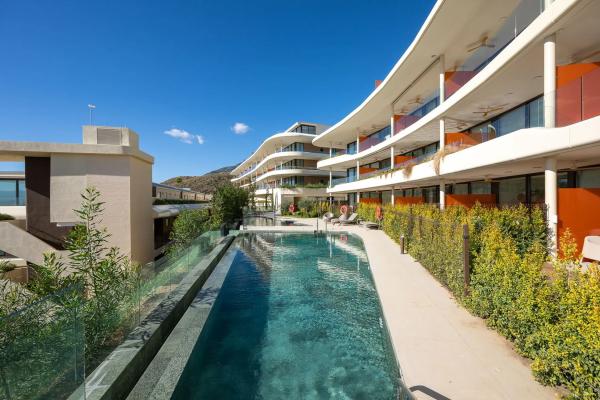 Piso en calle Leticia, 2