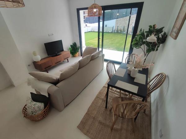 Piso en avenida Fuengirola, 2