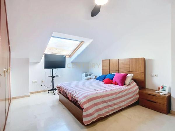 Dúplex en calle Isabel la Catolica, 1