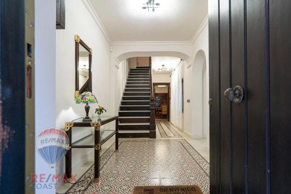 Casa independiente en calle Troncón