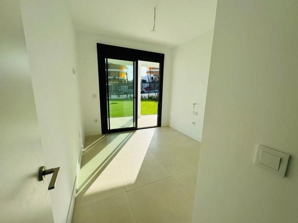 Piso en avenida Fuengirola