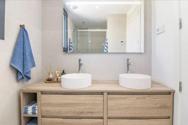 Piso en avenida Fuengirola, 6