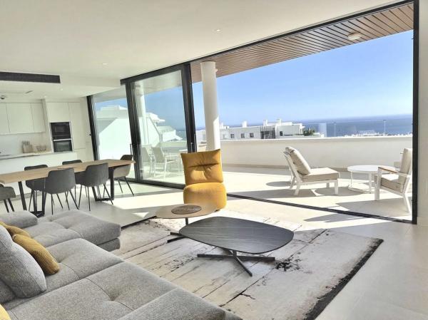 Piso en avenida 8 de Marzo