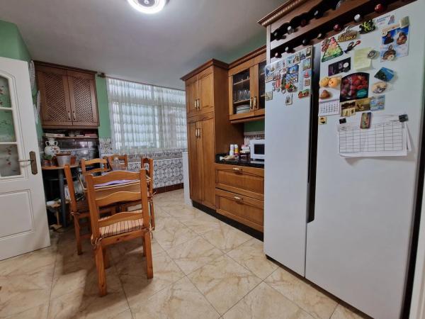 Piso en calle Santa Ana s/n