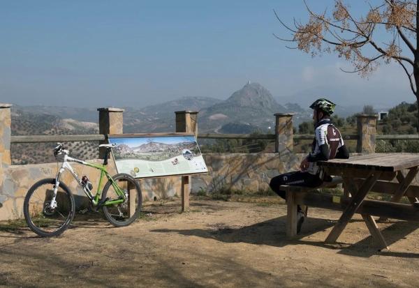 Piso en calle Granado del Higueron