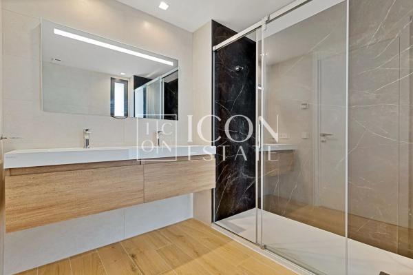 Piso en avenida Condes de San Isidro, 52