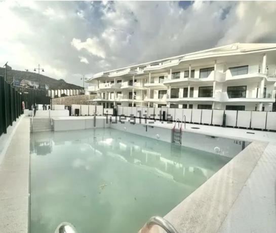 Piso en avenida Fuengirola, 48