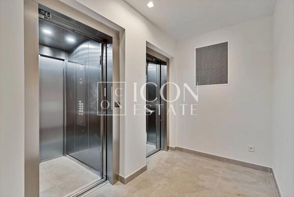 Piso en avenida Condes de San Isidro, 52