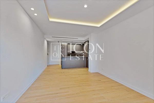 Piso en avenida Condes de San Isidro, 52