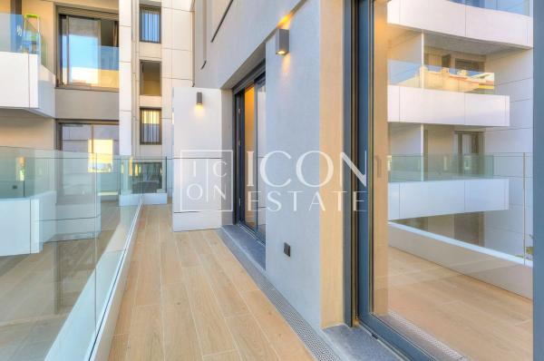 Piso en avenida Condes de San Isidro, 52