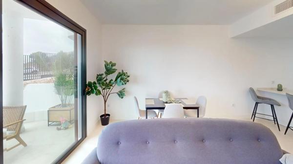 Piso en avenida Fuengirola, 48