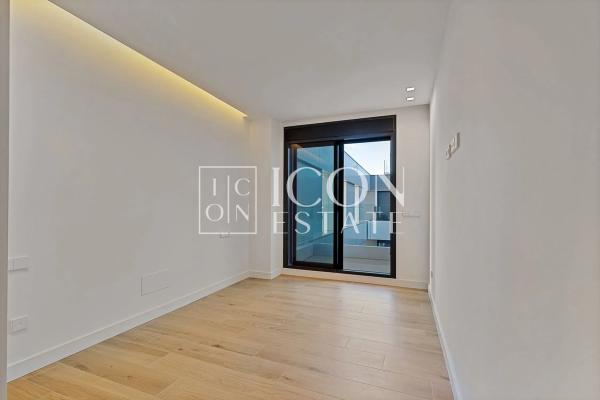 Piso en avenida Condes de San Isidro, 52