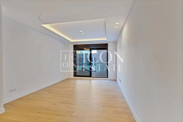 Piso en avenida Condes de San Isidro, 52