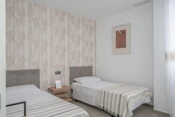 Calle Pedro Lorca 36