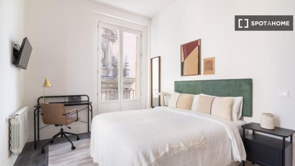 Habitación en piso compartido en madrid.