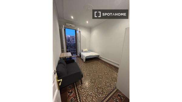 Habitación compartida en alquiler en la Dreta de l'Eixample, Barcelona