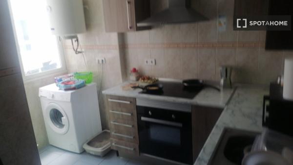 Habitación en piso compartido en Paterna