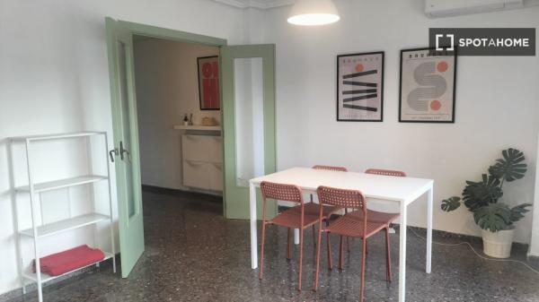 Habitación en piso compartido en valència