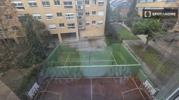 Zimmer in Wohngemeinschaft zu vermieten, Piovera, Madrid