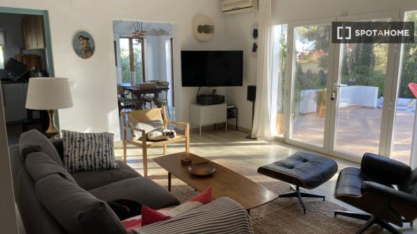 Do wynajęcia 2-pokojowe mieszkanie w Altei