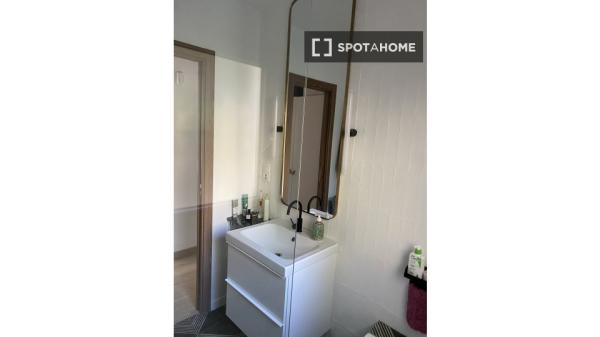 Do wynajęcia 2-pokojowe mieszkanie w Altei