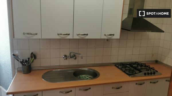 Habitación en piso compartido en Granada