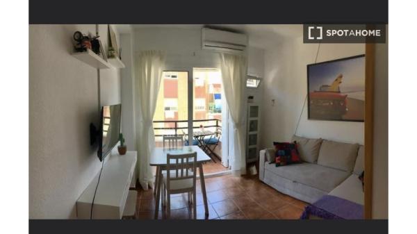 Estudio en alquiler en Torremolinos, Málaga