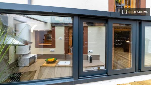 Estudio en alquiler en El Raval, Barcelona