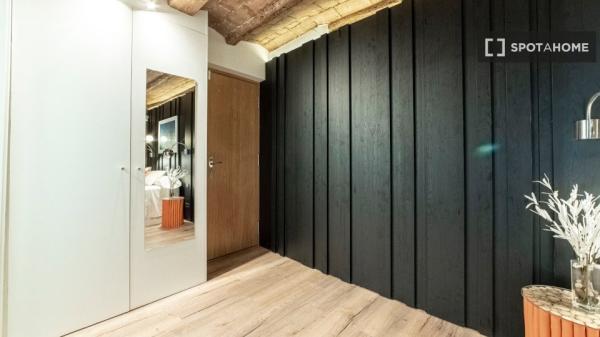 Estudio en alquiler en El Raval, Barcelona