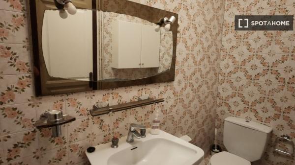 Habitación en piso compartido de 4 habitaciones en alquiler en El Fort Pienc