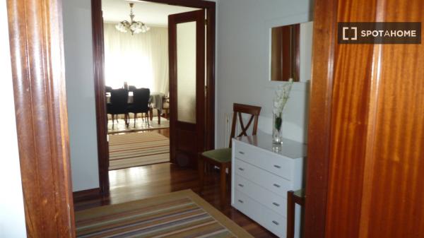 Piso de 3 habitaciones en alquiler en Santander
