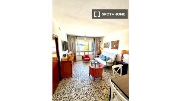 Habitación en piso compartido en Sevilla