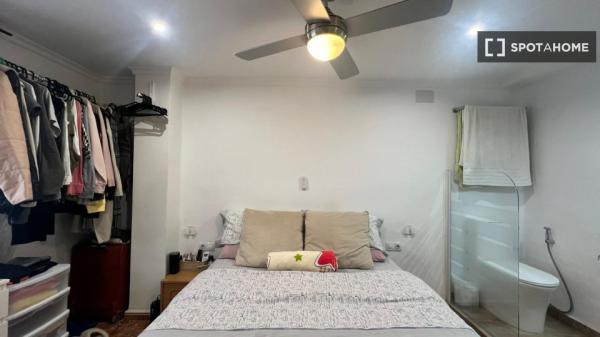 Studio for rent in El Grau, València