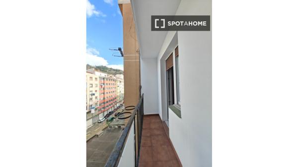 2-Zimmer-Wohnung zur Miete in Uribarri, Bilbao