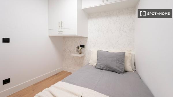 Appartement de 2 chambres à louer à Bellas Vistas, Madrid.