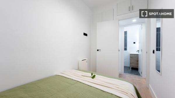 Appartement de 2 chambres à louer à Bellas Vistas, Madrid.