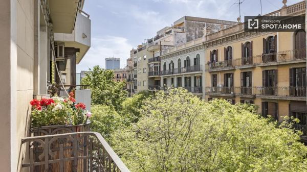 Piso de 2 habitaciones en alquiler en el Eixample, Barcelona