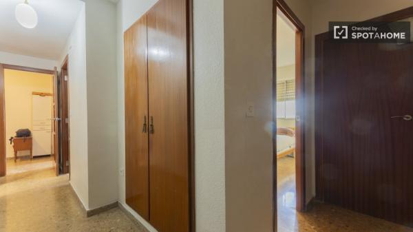 Habitación en piso compartido en alquiler en Malilla, Valencia